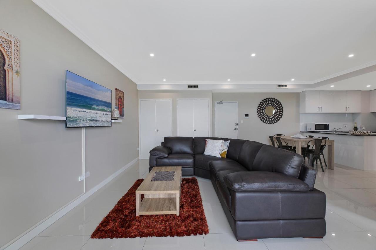 Lakeside Waterfront Apartment The Entrance Bagian luar foto