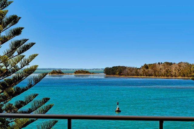 Lakeside Waterfront Apartment The Entrance Bagian luar foto
